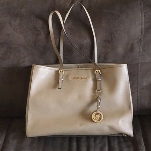 Michael Kors tote